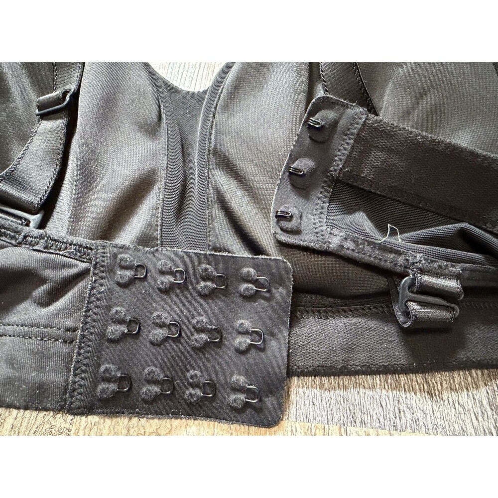 lululemon athletica Black Sports Bra - Picture 7 of 11